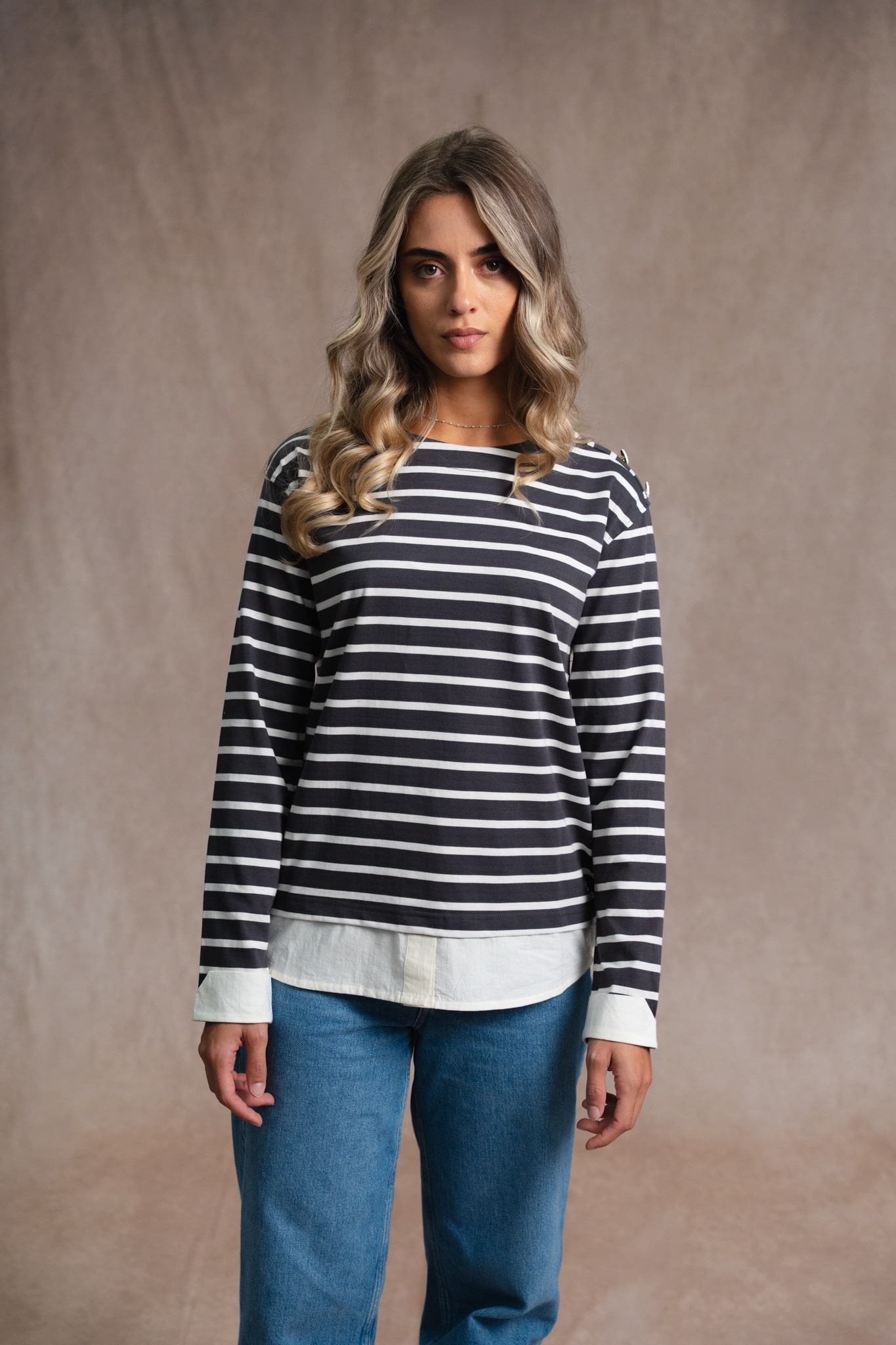 G52CATHERINE-CARBONEECRU-3-min G52CATHERINE-CARBONEECRU-3-min