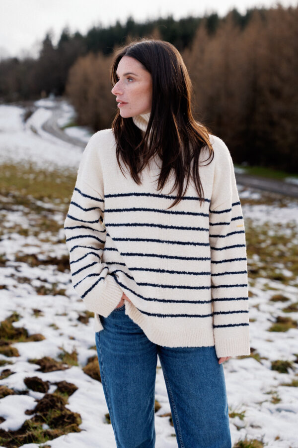 Pull femme en maille col roulé Kenzy