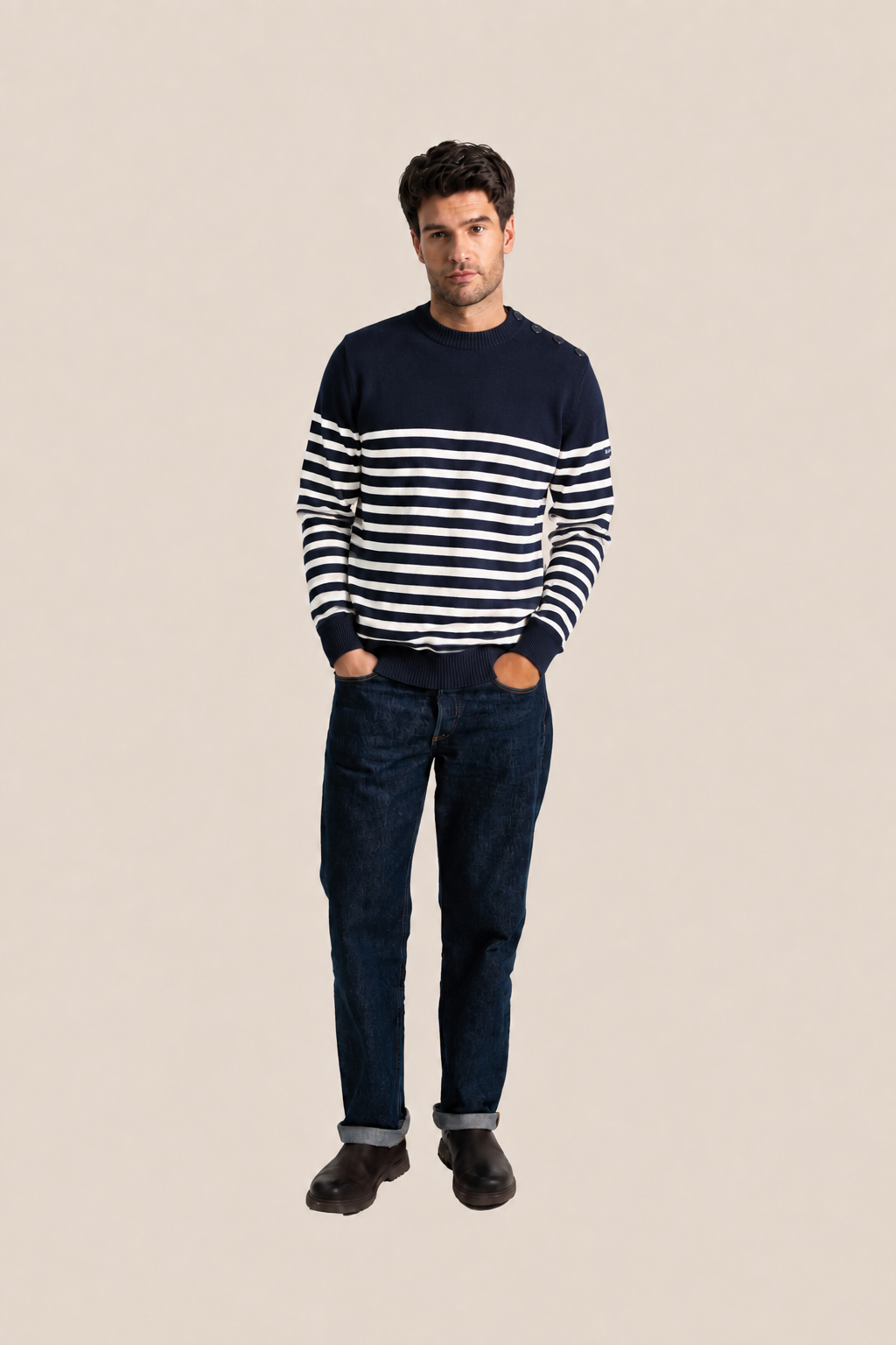 G62-JAMES-MARINEECRU-1