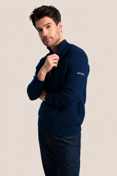 Pull homme demi zip col montant